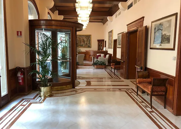 Hotel Pierre